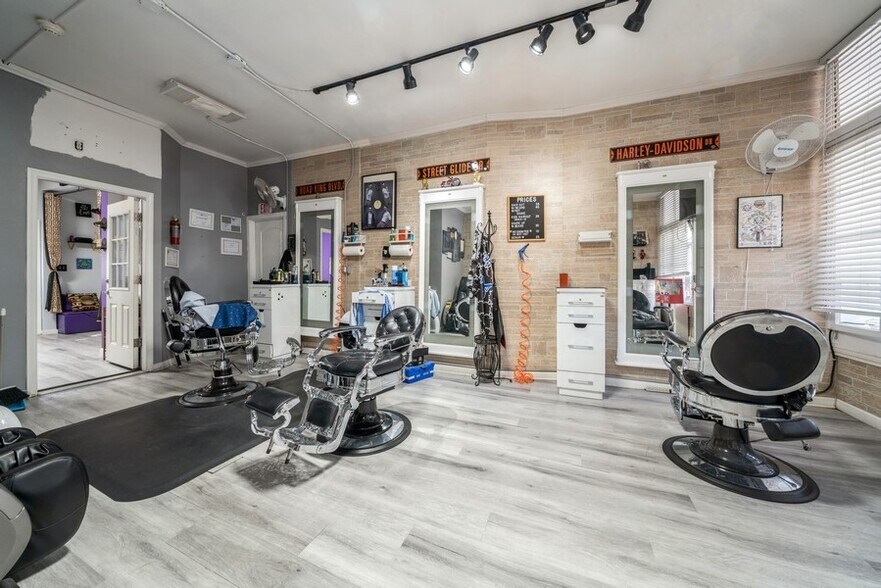 More Photos Of 274 Centre Ave, Secaucus Storefront Retail Residential For Sale