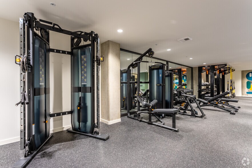 More Photos Of 1725 SW Salmon St, Portland Apartments For Lease