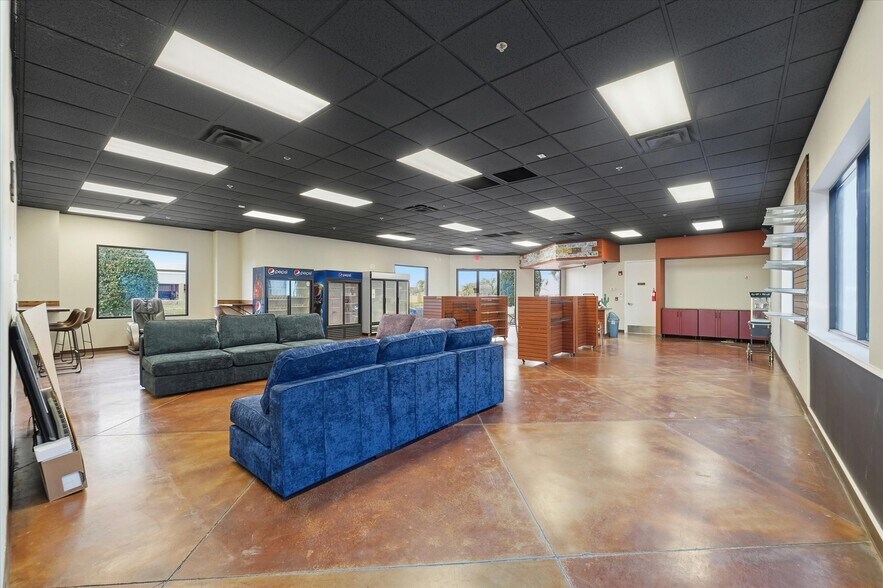 More Photos Of 615 W Ray Rd, Gilbert Carwash For Sale