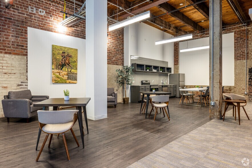 More Photos Of 1100 N 2nd St, Leavenworth Apartments For Sale