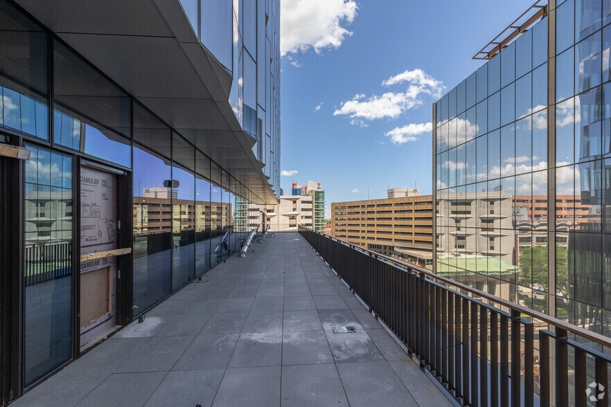 More Photos Of 1240 Woodward Ave, Detroit Unknown For Lease