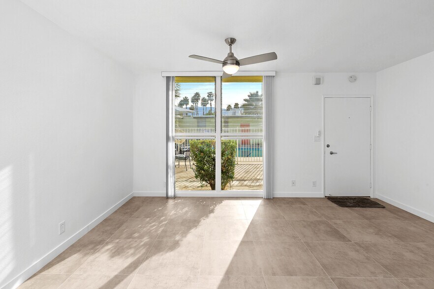 More Photos Of 1777 E Arenas Rd, Palm Springs Apartments For Sale