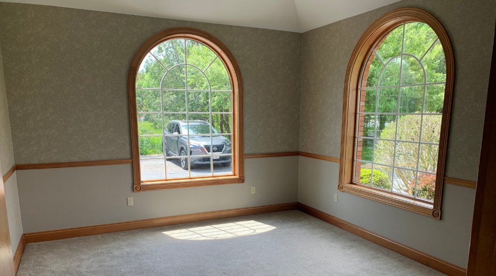 More Photos Of 328 Bay Rd, Queensbury Medical For Sale