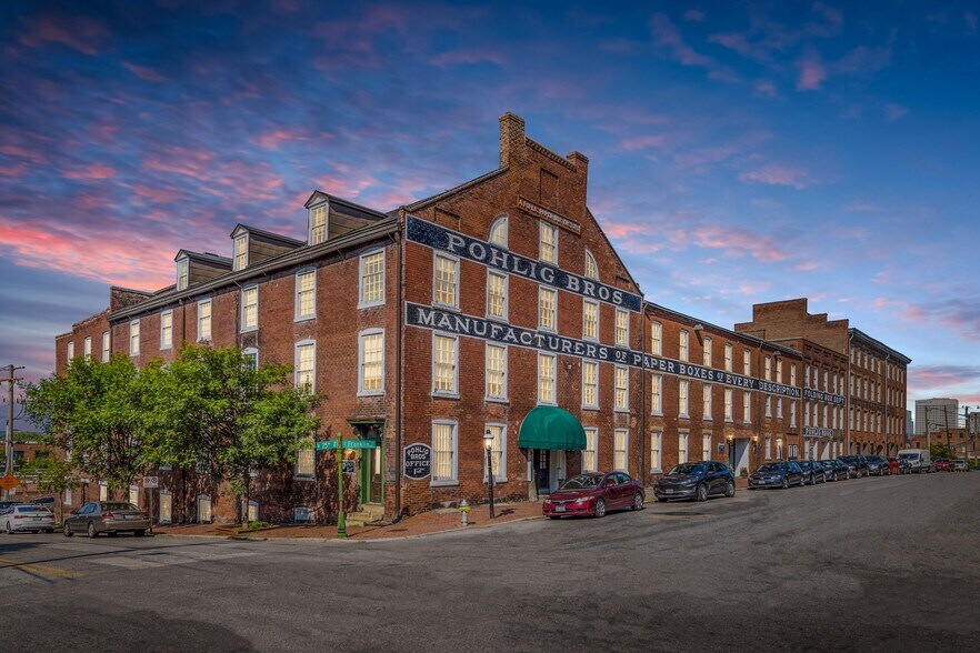 More Photos Of 2411 E Franklin St, Richmond Apartments For Lease