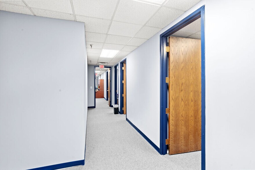 More Photos Of 4640 Forbes Blvd, Lanham Office For Lease