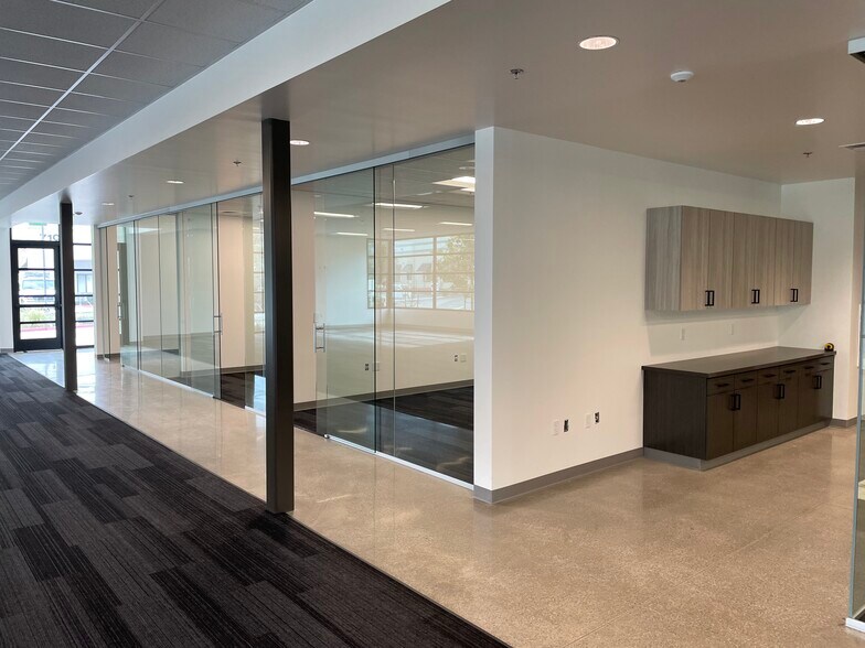 More Photos Of 760 Fiero Ln, San Luis Obispo Warehouse For Lease