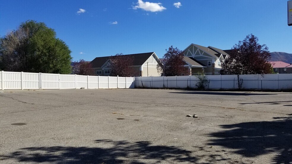 More Photos Of 12541 Minuteman Dr, Draper Auto Repair For Sale