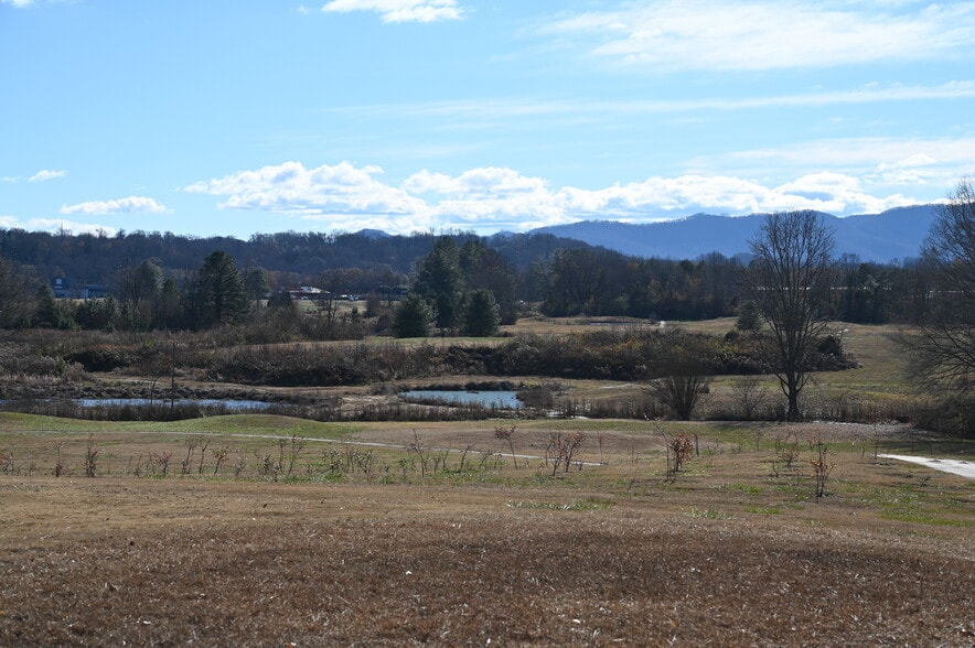 More Photos Of 826 N Green St, Morganton Land For Sale