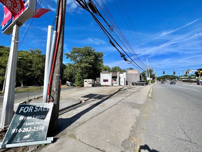 More Photos Of 189 Tarrytown Rd, White Plains Service Station For Sale