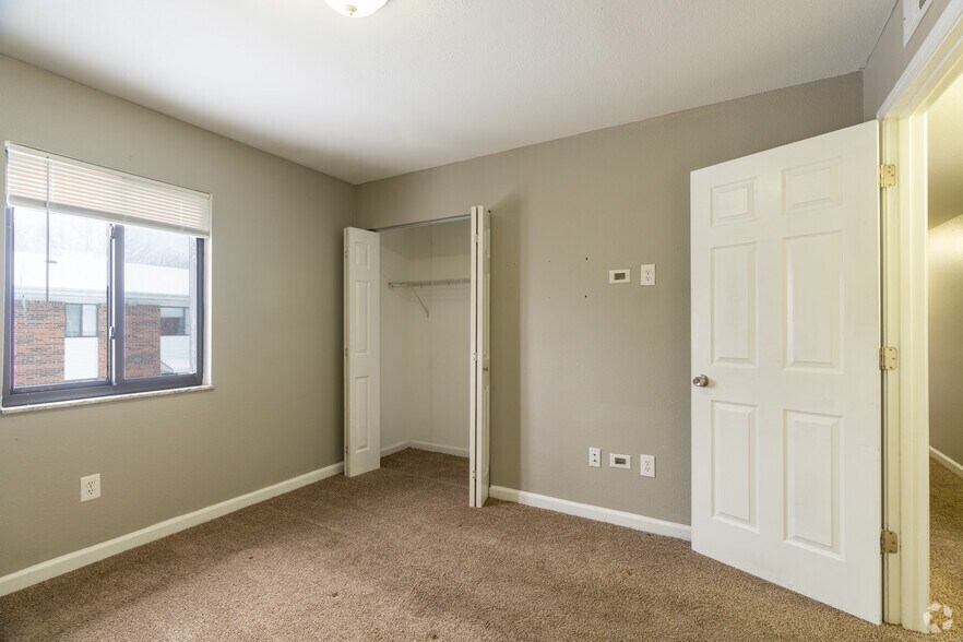 More Photos Of 5500-5602 Mable Ave, Saint Louis Apartments For Sale