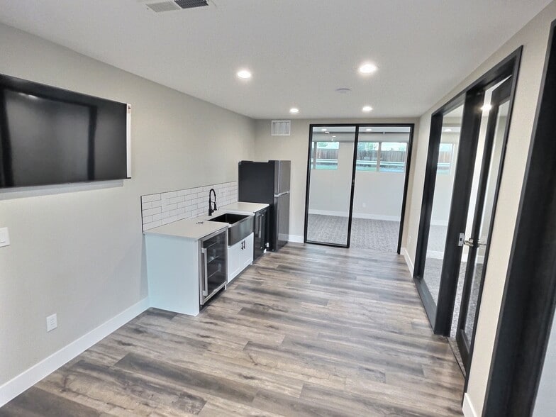 More Photos Of 4785 Tejon St, Denver Office For Lease
