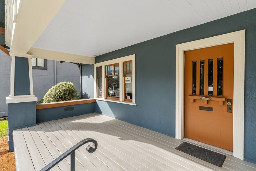 More Photos Of 1313 College Ave, Santa Rosa Office For Sale