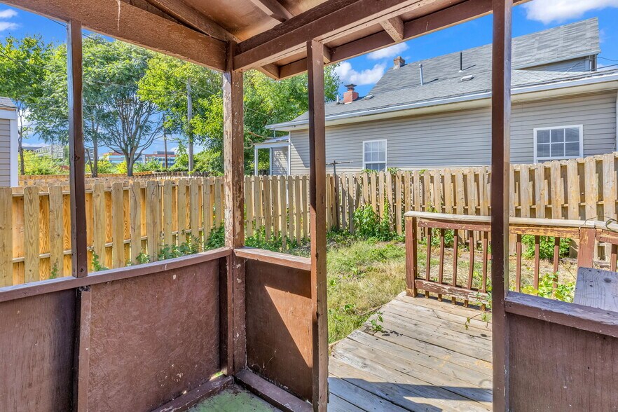 More Photos Of 642-654 W State St, Columbus Manufactured Housing Mobile Home Park For Sale