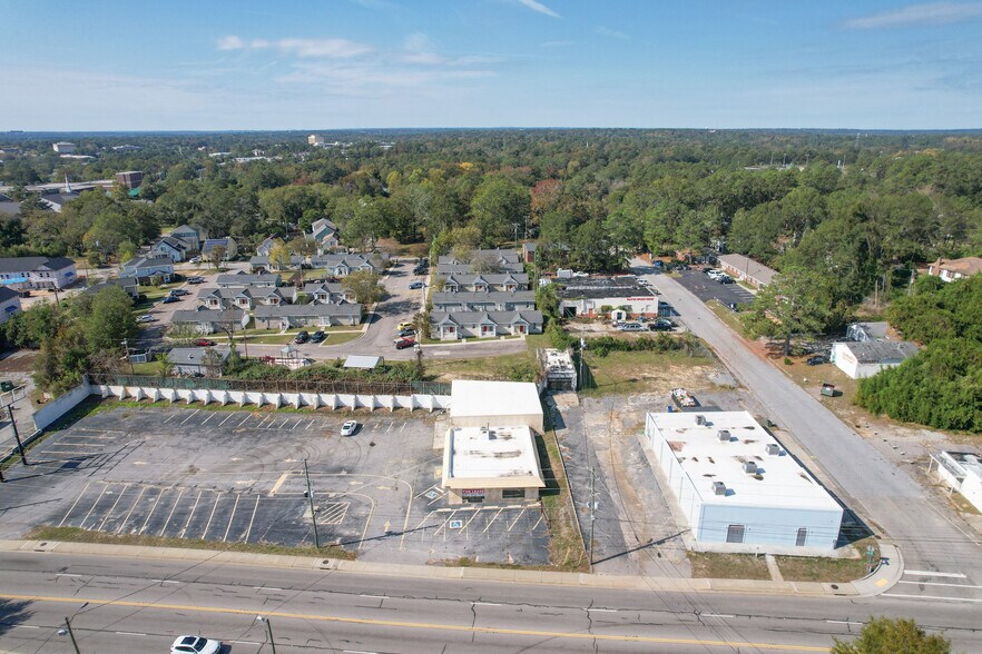 More Photos Of 2339 Two Notch Rd, Columbia General Retail For Sale