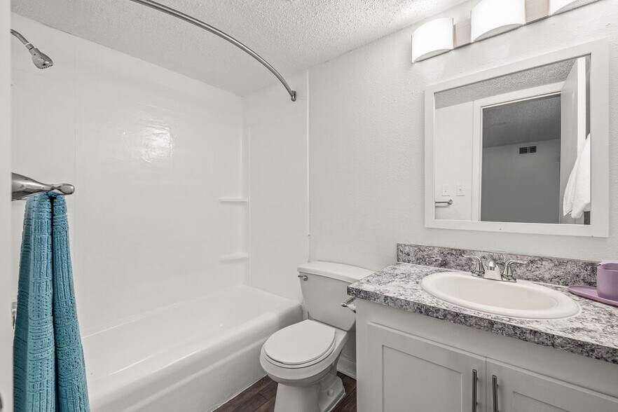 More Photos Of 7315 W Hanna Ave, Tampa Apartments For Sale