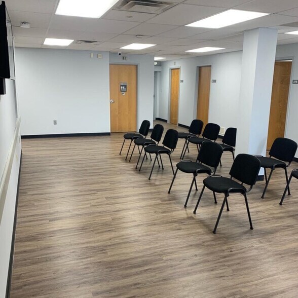More Photos Of 6500 W Main St, Belleville Coworking Space