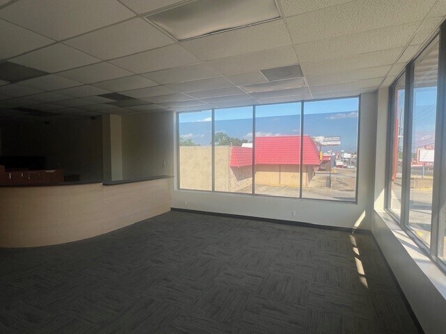 More Photos Of 719 W Rancier Ave, Killeen Freestanding For Sale