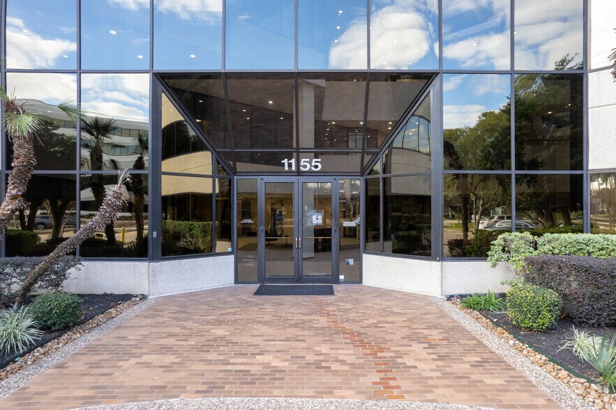 1155 Dairy Ashford Rd, Houston, TX 77079 Office For Lease