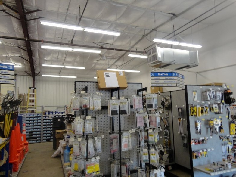 More Photos Of 310 Moore Ln, Collierville Warehouse For Lease