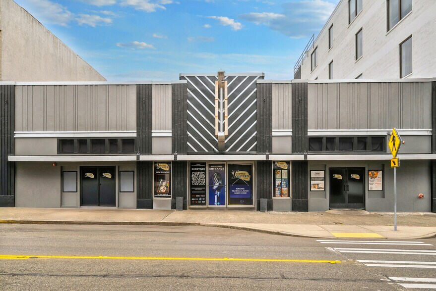 More Photos Of 933 Market St, Tacoma Storefront For Sale