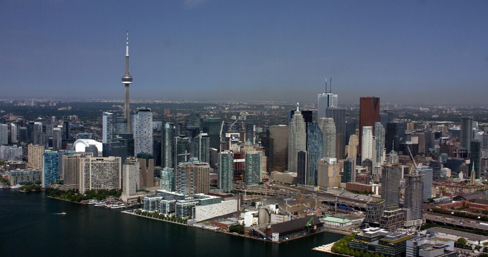 More Photos Of 211 Yonge Street, Toronto Office For Lease