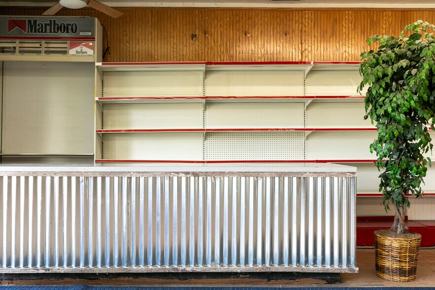 More Photos Of 11424 W Corunna Rd, Lennon Storefront Retail Residential For Sale