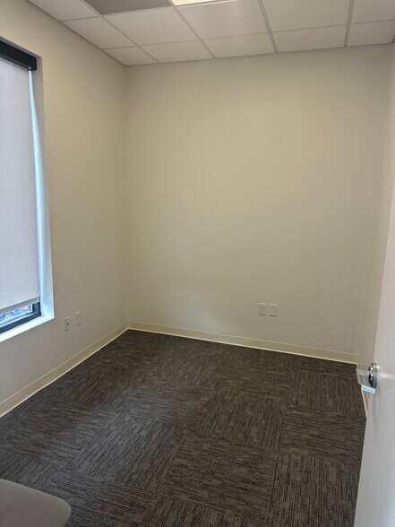 More Photos Of 13553 Atlantic Blvd, Jacksonville Office For Lease