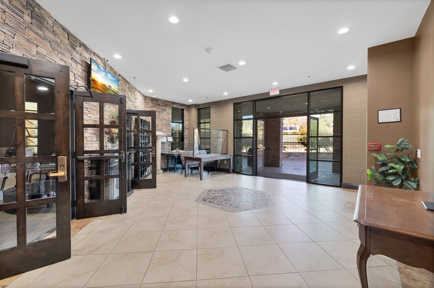 More Photos Of 17180 Soledad Canyon Rd, Canyon Country Religious Facility For Sale