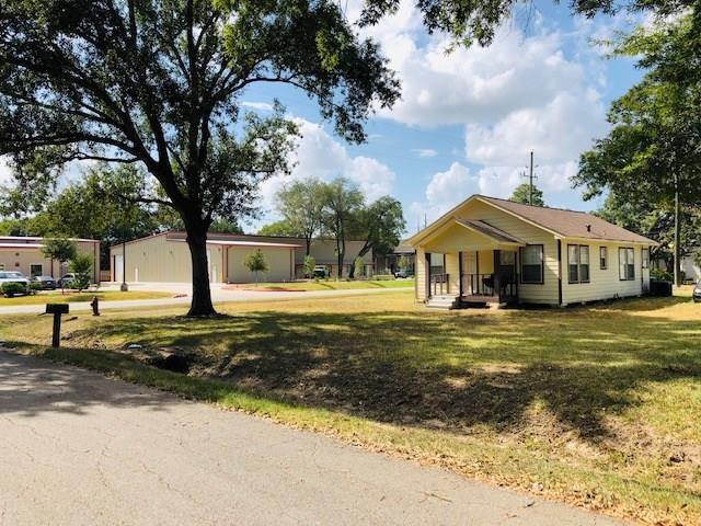 More Photos Of 5424 4th St, Katy Office For Sale