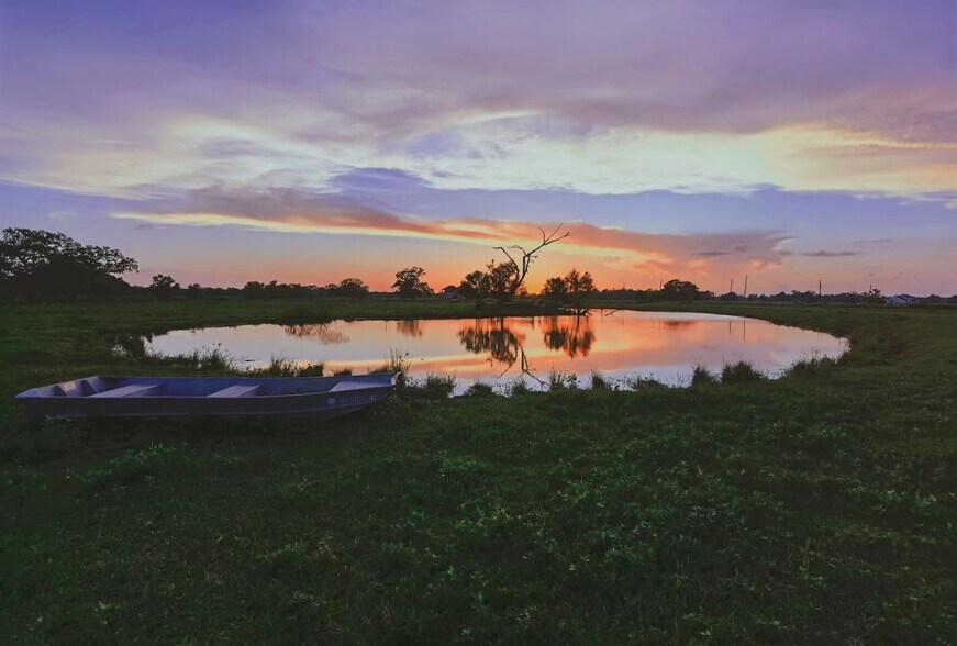 More Photos Of 16419 Majestic Oaks dr, Rosharon Land For Sale