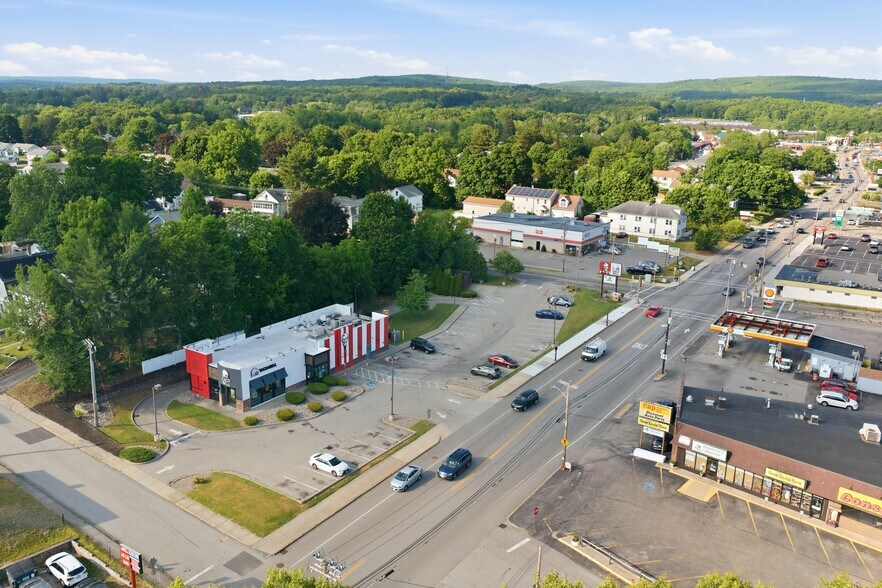 More Photos Of 71 E Main St, Webster Freestanding For Lease
