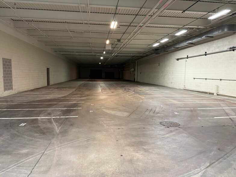 More Photos Of 700 Dura Beauty Ln, Wisconsin Rapids Warehouse For Lease