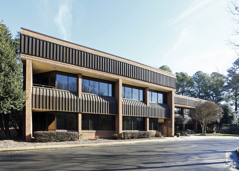 More Photos Of 113 Edinburgh Dr S, Cary Office For Lease