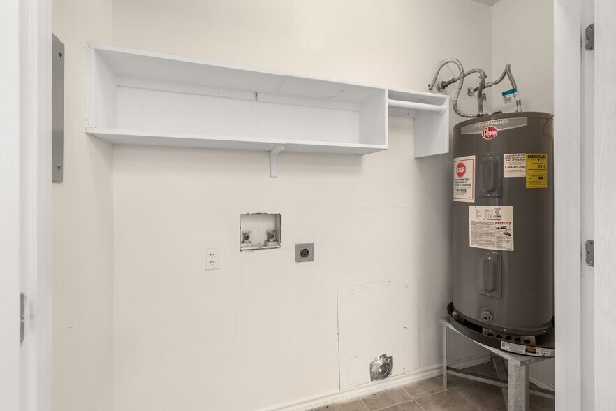 More Photos Of 2455 Montgomery Rd, Huntsville Apartments For Sale
