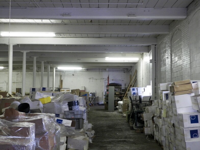 More Photos Of 7 Dunnell Ln, Pawtucket Warehouse For Lease