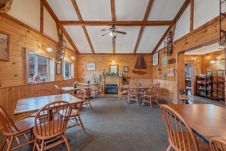 More Photos Of 2107 N Osceola Rd, Camden Service Station For Sale