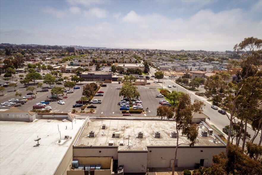 More Photos Of 1404-1460 E Grand Ave, Arroyo Grande Storefront For Sale