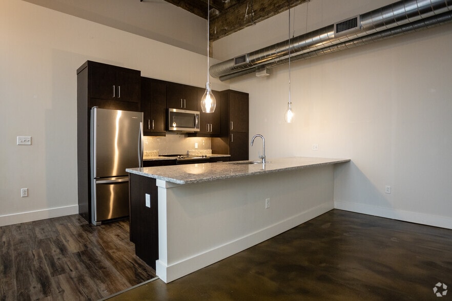 More Photos Of 538 Erie Blvd W, Syracuse Apartments For Lease
