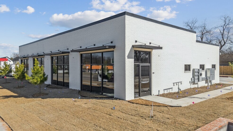 More Photos Of 527 El Paso st, Broken Arrow Office For Lease