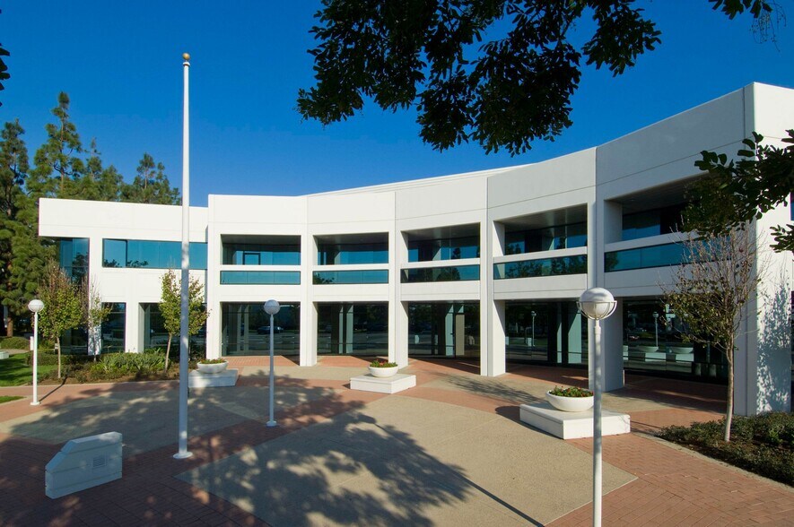 More Photos Of 3 Ada St, Irvine Unknown For Lease