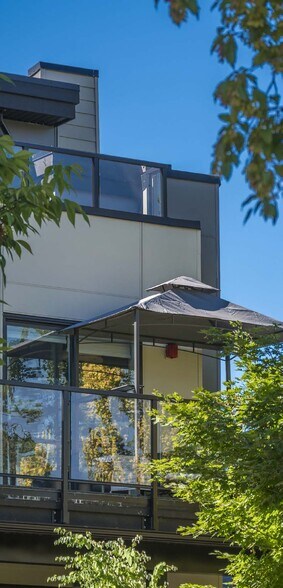 More Photos Of 2122 32nd Av E, Vancouver Apartments For Sale