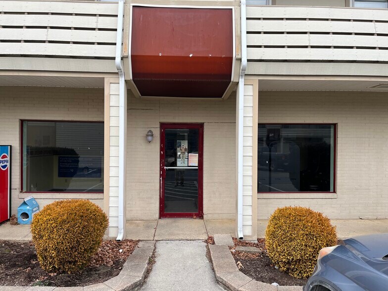 More Photos Of 632-634 Charles St, Staunton Storefront Retail Residential For Sale