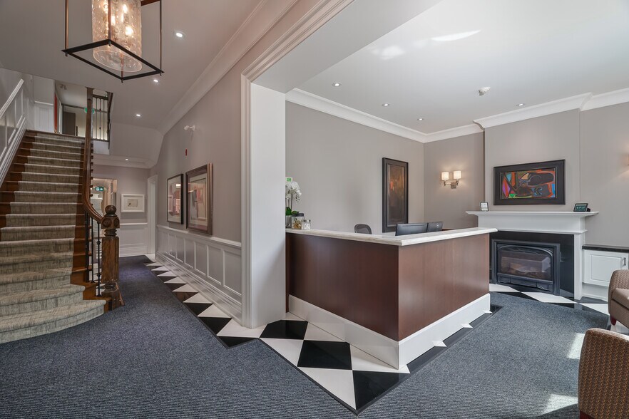 More Photos Of 60 Bedford Rd, Toronto Office For Sale