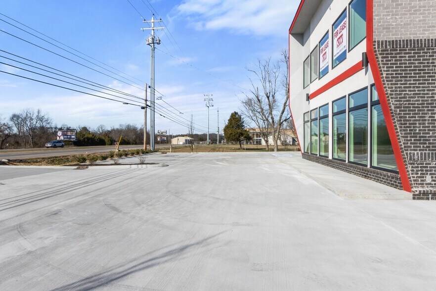 More Photos Of 5824 New Nashville Hwy, Murfreesboro Warehouse For Sale