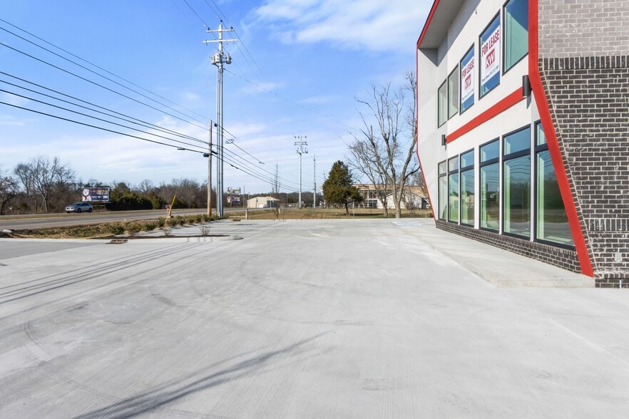 More Photos Of 5824 New Nashville Hwy, Murfreesboro Warehouse For Lease