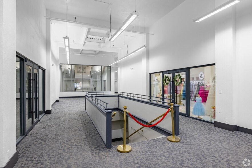 More Photos Of 116 E Randolph Ave, Enid Office Residential For Lease