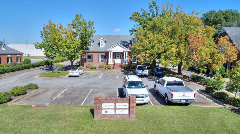 More Photos Of 2334 Lake Park Dr, Albany Office Residential For Sale