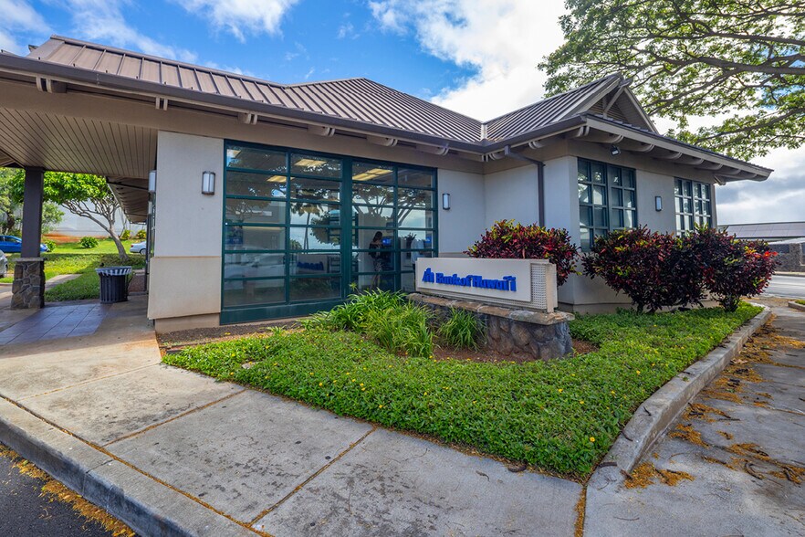 More Photos Of 94-97 Kupuohi St, Waipahu General Retail For Sale