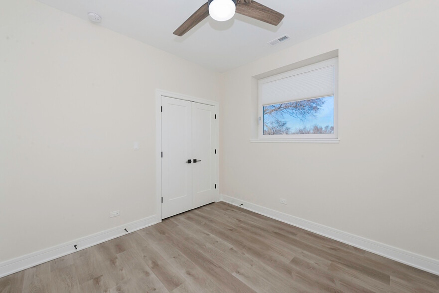 More Photos Of 3762 S Indiana Ave, Chicago Apartments For Sale