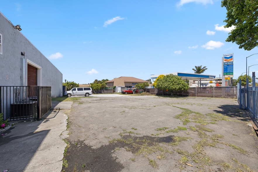 More Photos Of 13041 San Pablo Ave, San Pablo Freestanding For Lease